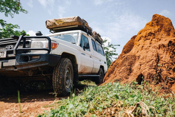 10 Unforgettable Sights in Uganda You Can Only Reach by Car